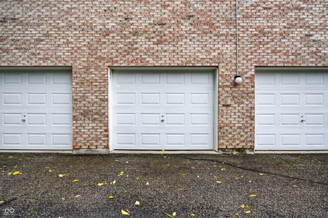 6509 Emerald Hill Court 310, Indianapolis, IN 46237