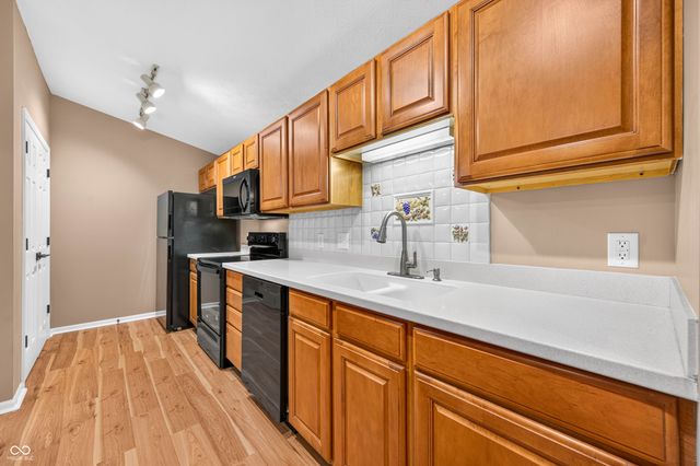 6509 Emerald Hill Court 310, Indianapolis, IN 46237