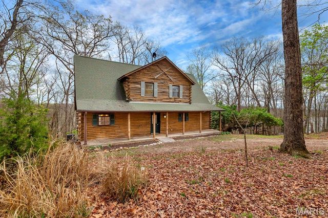 1192 Quiver Court, Lake Sherwood, MO 63357