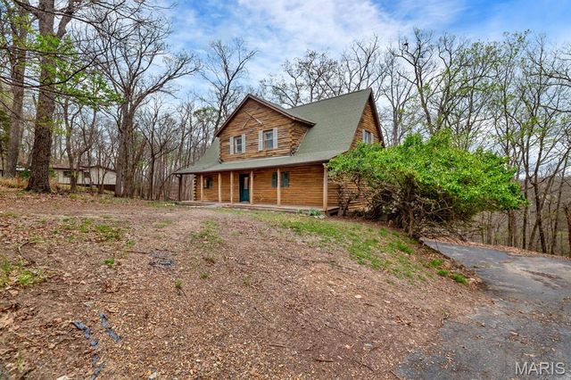 1192 Quiver Court, Lake Sherwood, MO 63357