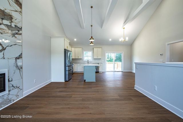 236 Wild Deer Dr, Elizabethtown, KY 42701