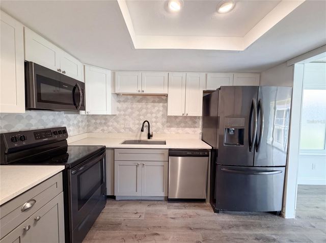 7503 DOLONITA DRIVE, Tampa, FL 33615