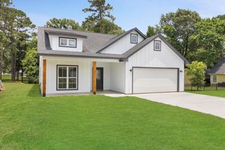 611 Bridgeview, Onalaska, TX 77360