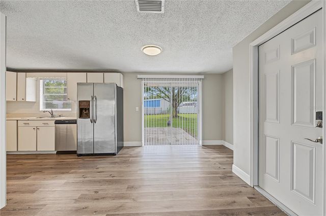 3106 ACACIA STREET, Lutz, FL 33558