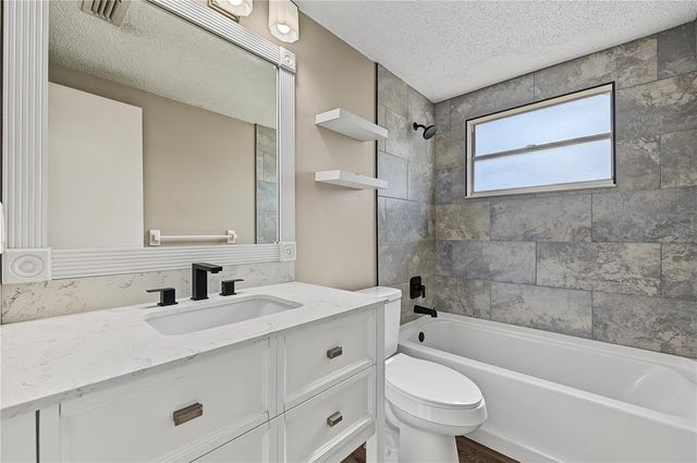 3106 ACACIA STREET, Lutz, FL 33558