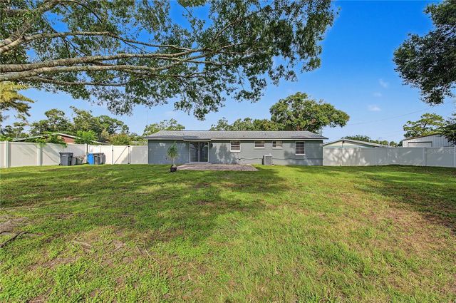3106 ACACIA STREET, Lutz, FL 33558
