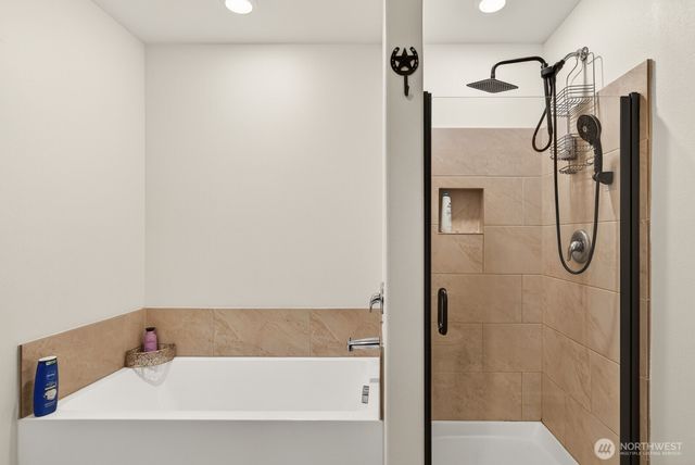 28412 77th Dr NW, Stanwood, WA 98292