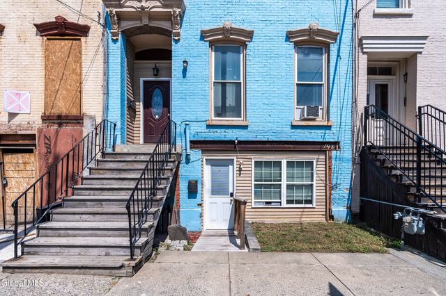 211 Clinton Avenue, Albany, NY 12210