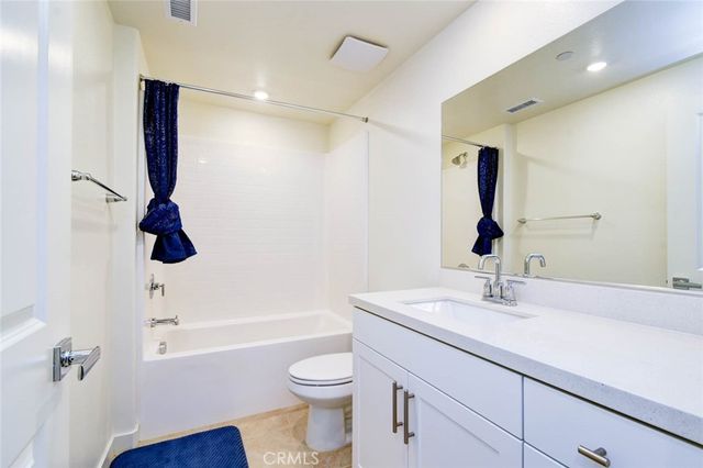 1814 E 1st Street 330, Santa Ana, CA 92705