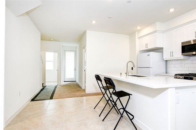 1814 E 1st Street 330, Santa Ana, CA 92705