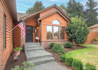 21028 36th Place W, Lynnwood, WA 98036