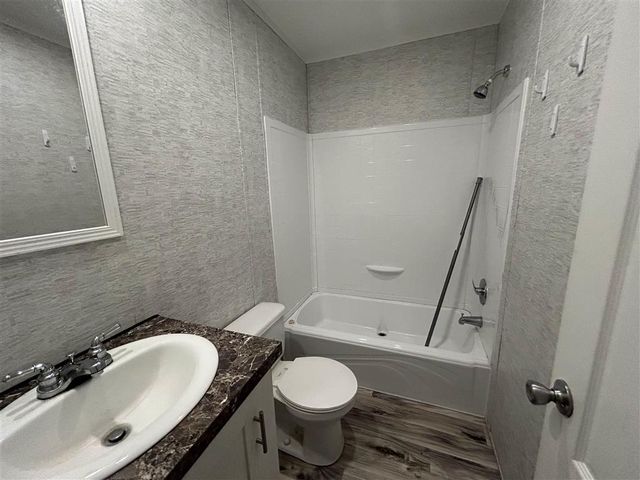 2432 Gulfway Boulevard, Westlake, LA 70669