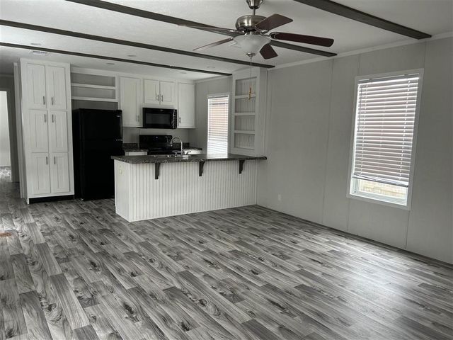 2432 Gulfway Boulevard, Westlake, LA 70669