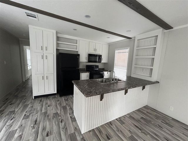 2432 Gulfway Boulevard, Westlake, LA 70669