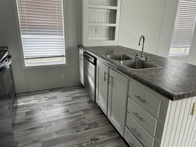 2432 Gulfway Boulevard, Westlake, LA 70669