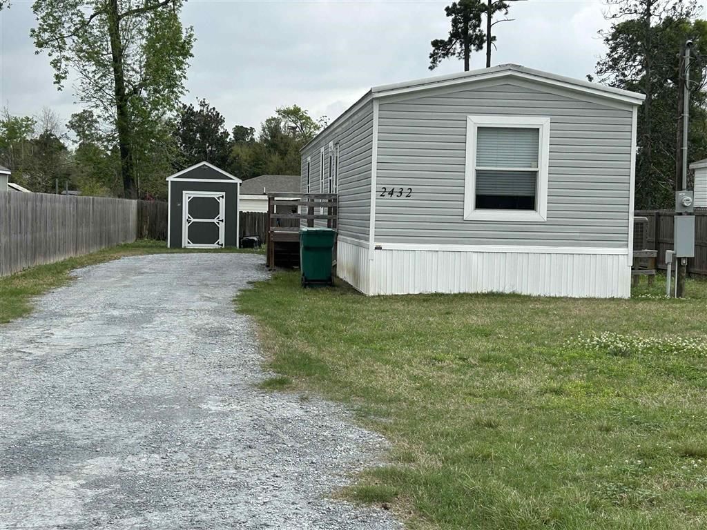 2432 Gulfway Boulevard, Westlake, LA 70669