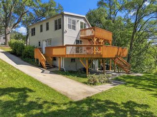 205 Hillside Drive, Island Lake, IL 60042