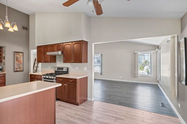 307 Orchard Lane, Bloomingdale, IL 60108