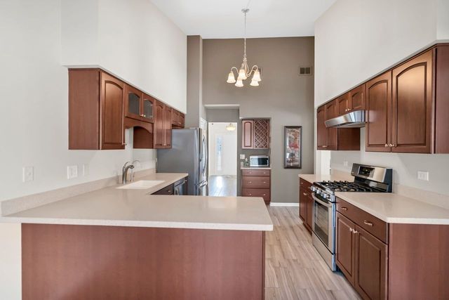 307 Orchard Lane, Bloomingdale, IL 60108