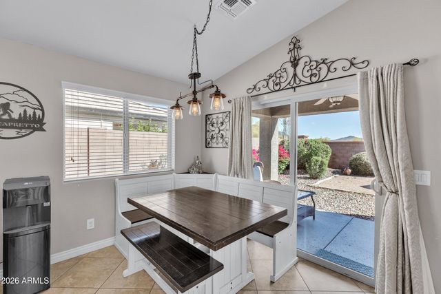 2185 E HAZELTINE Way, Gilbert, AZ 85298