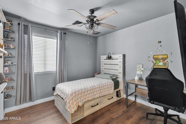 2185 E HAZELTINE Way, Gilbert, AZ 85298