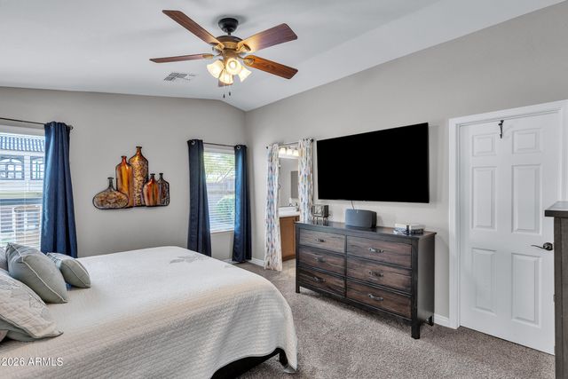 2185 E HAZELTINE Way, Gilbert, AZ 85298