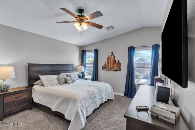 2185 E HAZELTINE Way, Gilbert, AZ 85298