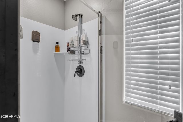 2185 E HAZELTINE Way, Gilbert, AZ 85298