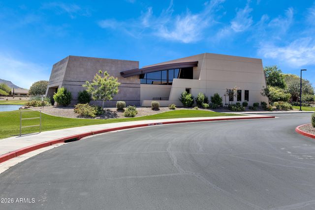 2185 E HAZELTINE Way, Gilbert, AZ 85298