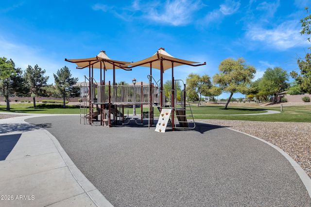 2185 E HAZELTINE Way, Gilbert, AZ 85298