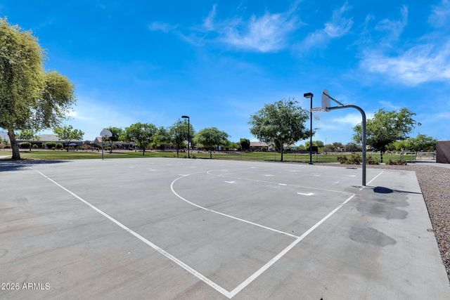 2185 E HAZELTINE Way, Gilbert, AZ 85298