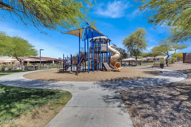 2185 E HAZELTINE Way, Gilbert, AZ 85298