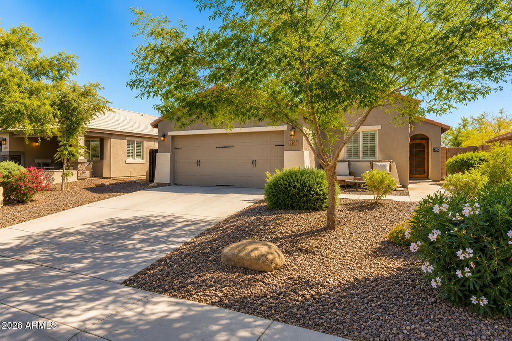 2185 E HAZELTINE Way, Gilbert, AZ 85298 — photo 2