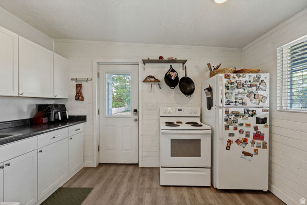 730 E GERANIUM ST, Sandy, UT 84094 — photo 4