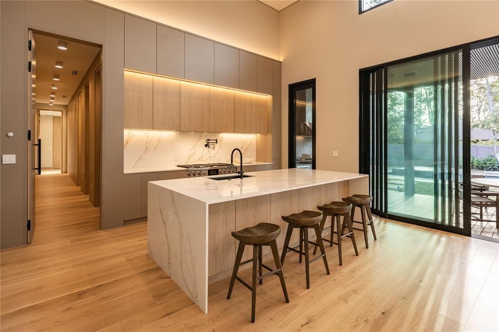 Image 18 of property listing at 8968 BAY COVE COURT, Orlando, FL 32819
