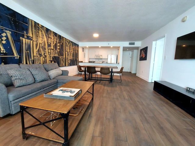 1200 Brickell Bay Drive 3708, Miami, FL 33131