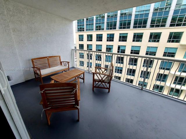 1200 Brickell Bay Drive 3708, Miami, FL 33131