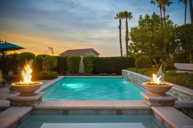 3040 Palm Hill Drive, Vista, CA 92084