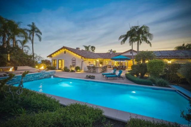 3040 Palm Hill Drive, Vista, CA 92084