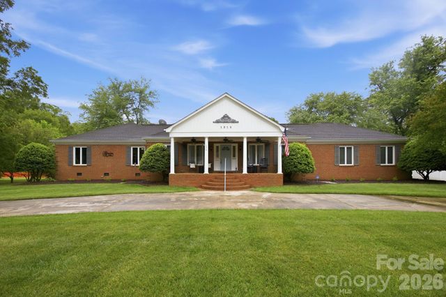1215 Hillside Drive, Gastonia, NC 28052