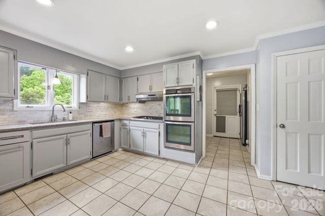 1215 Hillside Drive, Gastonia, NC 28052