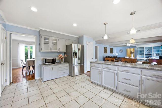 1215 Hillside Drive, Gastonia, NC 28052