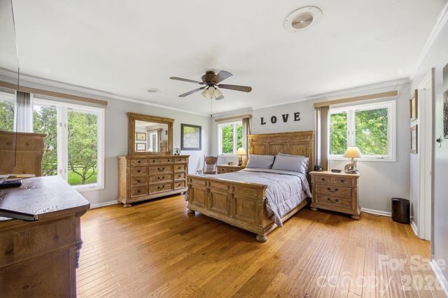 1215 Hillside Drive, Gastonia, NC 28052