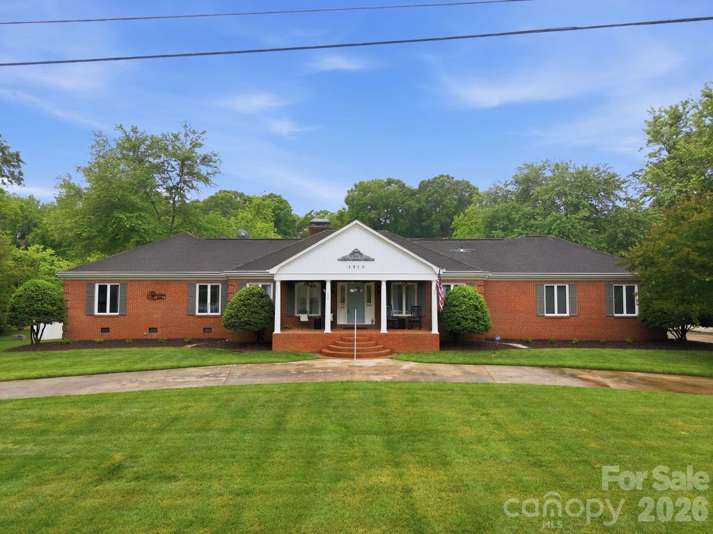 1215 Hillside Drive, Gastonia, NC 28052