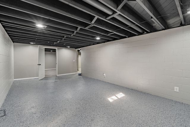 310 Hillcrest Drive, Geneseo, IL 61254