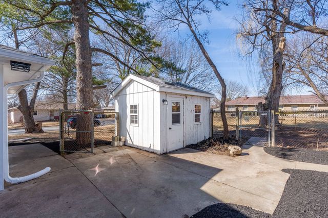 310 Hillcrest Drive, Geneseo, IL 61254