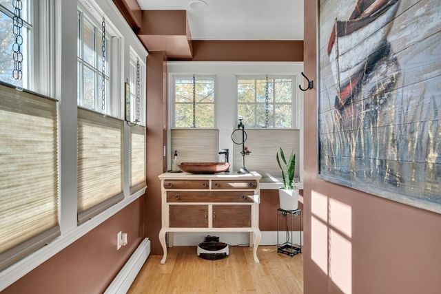 67 Pine St 67, Belmont, MA 02478