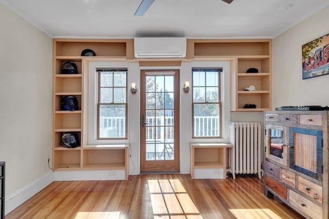 67 Pine St 67, Belmont, MA 02478
