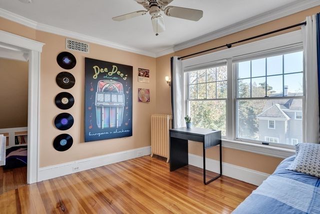 67 Pine St 67, Belmont, MA 02478