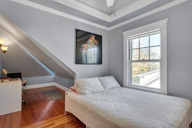 67 Pine St 67, Belmont, MA 02478